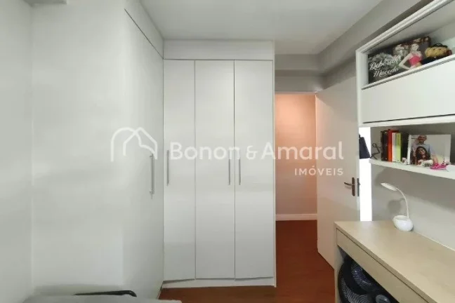 Imagem No bairro Vila Satúrnia, este apartamento de 57m² se destaca pela praticidade e pelo bom aproveita...