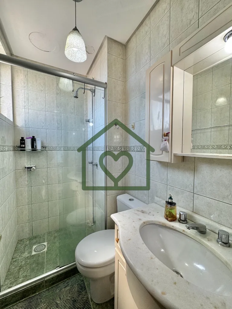 Imagem Apartamento no bairro São Sebastião, 2 quartos um deles suíte, espaçoso, sacada com churrasqueir...