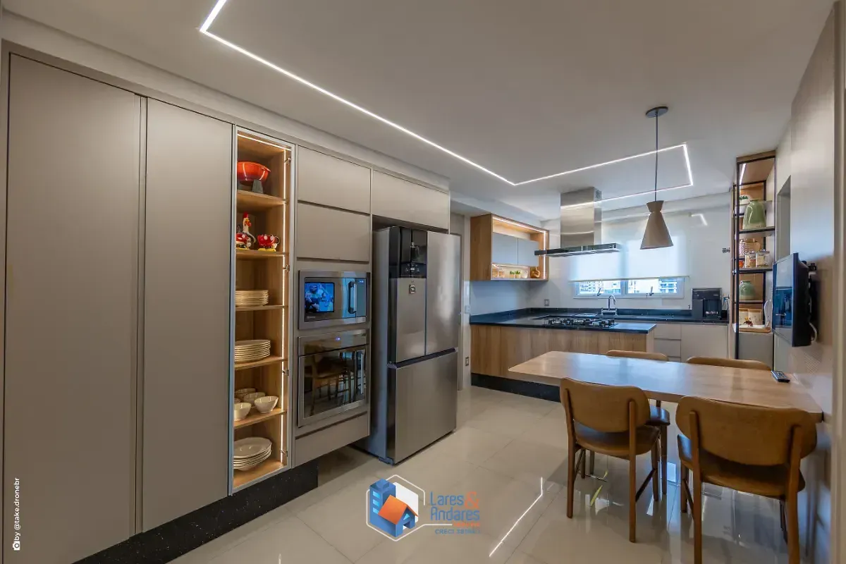 Imagem Apartamento para venda em Campo Belo com 3 quartos, sendo 3 suítes, 233m²