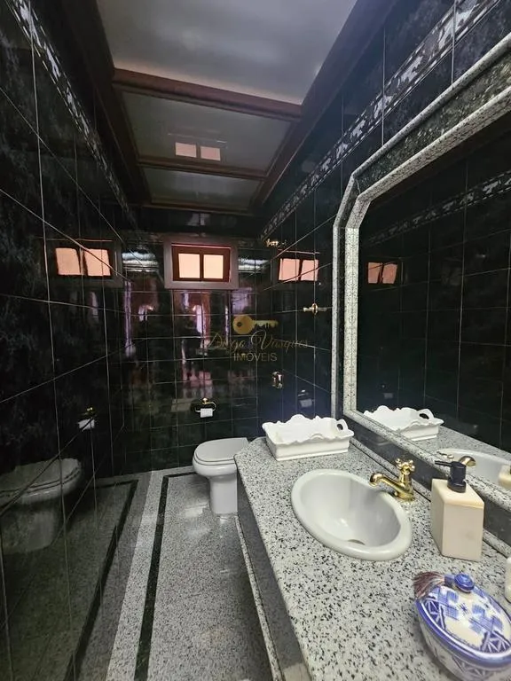 Imagem Casa em Condomínio para Venda em Teresópolis / RJ no bairro Green Valley
