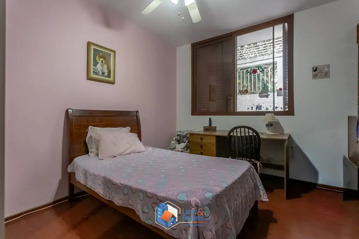 Imagem Casa para venda em Vila Cordeiro com 3 quartos, sendo 2 suítes, 194m²