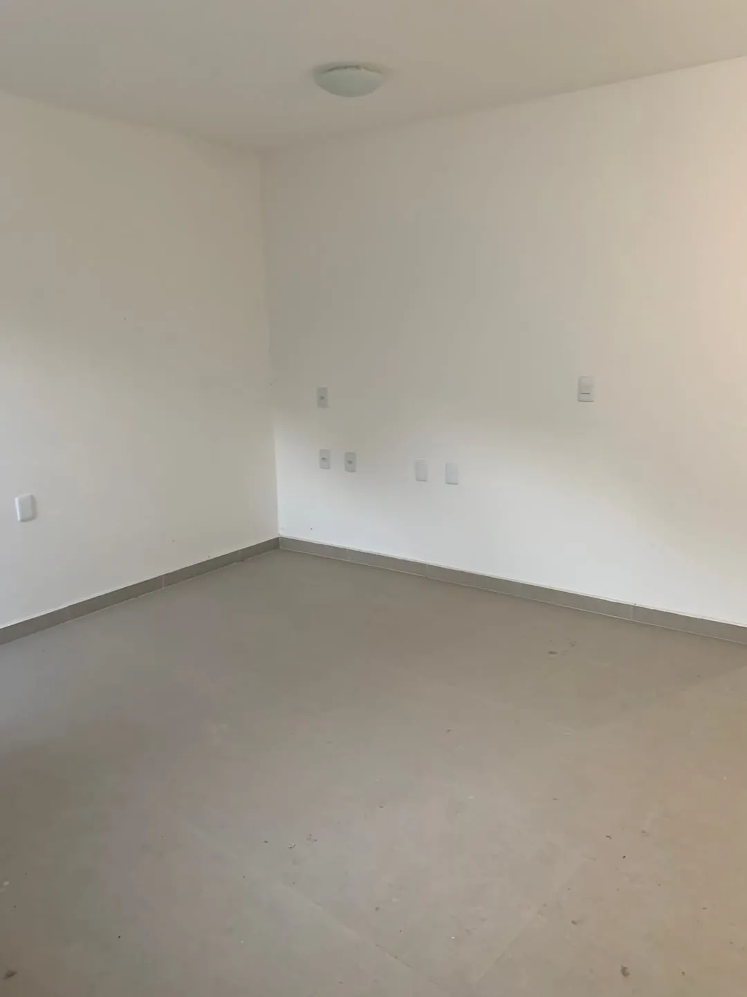 Imagem Comercial para Locação 100M², Centro, Pindamonhangaba - SP