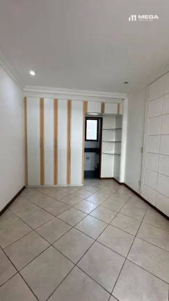 Imagem Apartamento com 3 dormitórios à venda, 127 m² por R$ 900.000 - Praia da Costa - Vila Velha/ES