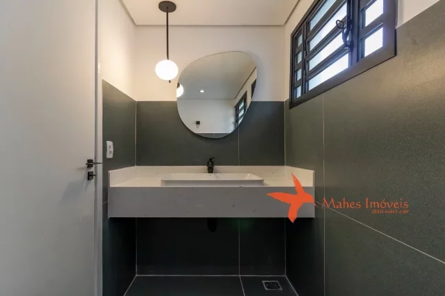 Imagem Espaçoso Apartamento de Reformado com 3 quartos (sendo 2 Suítes) em Cerqueira C?(C)sar, São Paulo - 220,95m e 2 Vagas de Garagem!