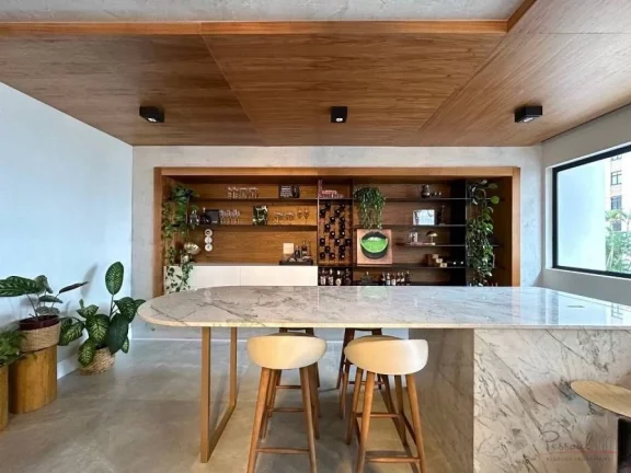 Imagem Apartamento amplo junto a Beira Mar Florianópolis, reformado, mobiliado e decorado com 4 quartos se...