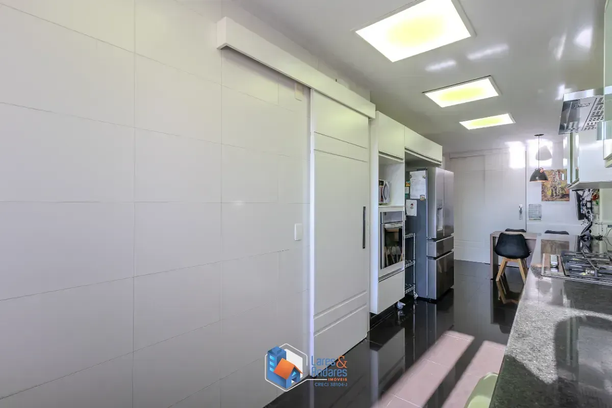 Imagem Apartamento para venda em Campo Belo com 3 quartos, sendo 3 suítes, 222m²