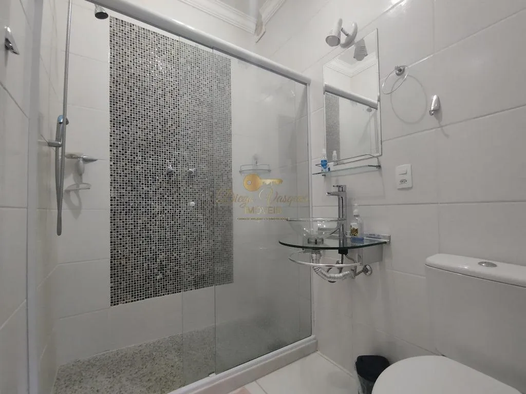 Imagem Casa em Condomínio para Venda em Teresópolis / RJ no bairro Granja Guarani