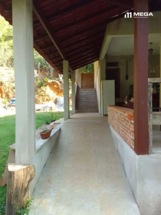 Imagem SÍTIO COM CASA DUPLEX(180M²), ÁREA TOTAL 4 HECTARES (40.000 M²), COM PORTEIRA FECHADA.