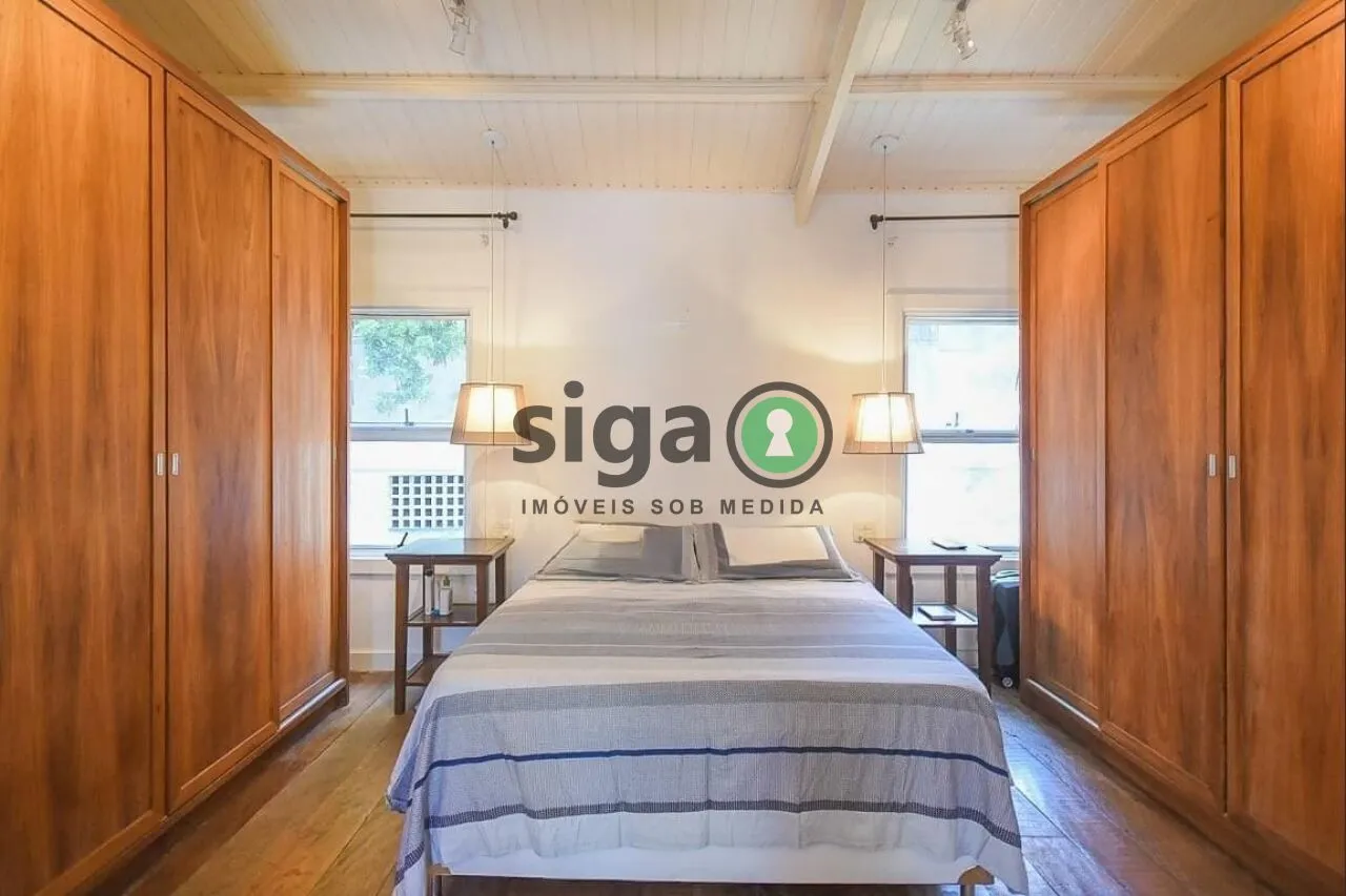 Imagem Casa em Condomínio - 180m² - 4 Dormitórios sendo 3 suítes e 2 Vags