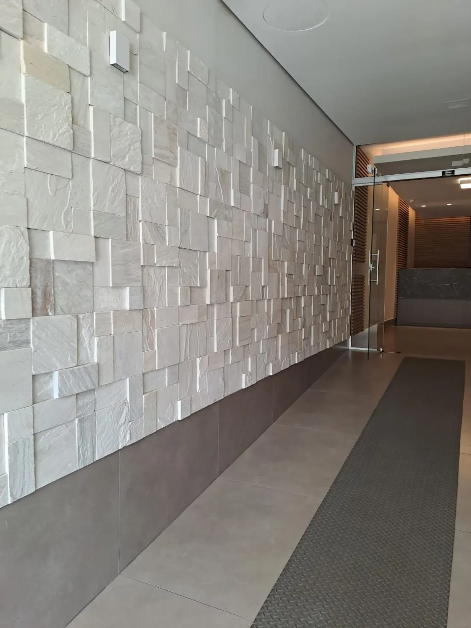 Imagem Oportunidade! Sala com garagem dupla na Cristóvão!