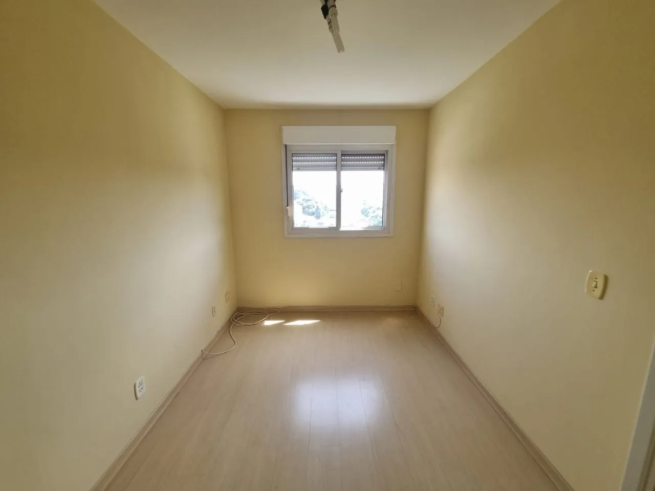Imagem Apt 2 Dormitórios Com Sacada Bairro Cavalhada