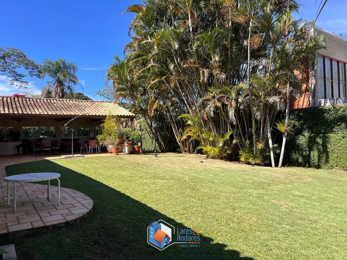 Imagem Casa para venda em Interlagos com 5 quartos, sendo 3 suítes, 370m²