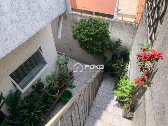 Imagem Sobrado com 3 dormitórios, 295 m² - venda por R$ 700.000,00 ou aluguel por R$ 4.000,00/mês - Vila Flórida - Guarulhos/SP
