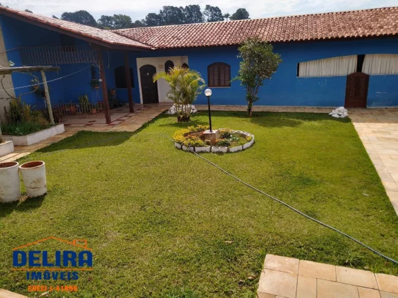 Imagem Linda chácara a venda, bem localizada em terra preta!