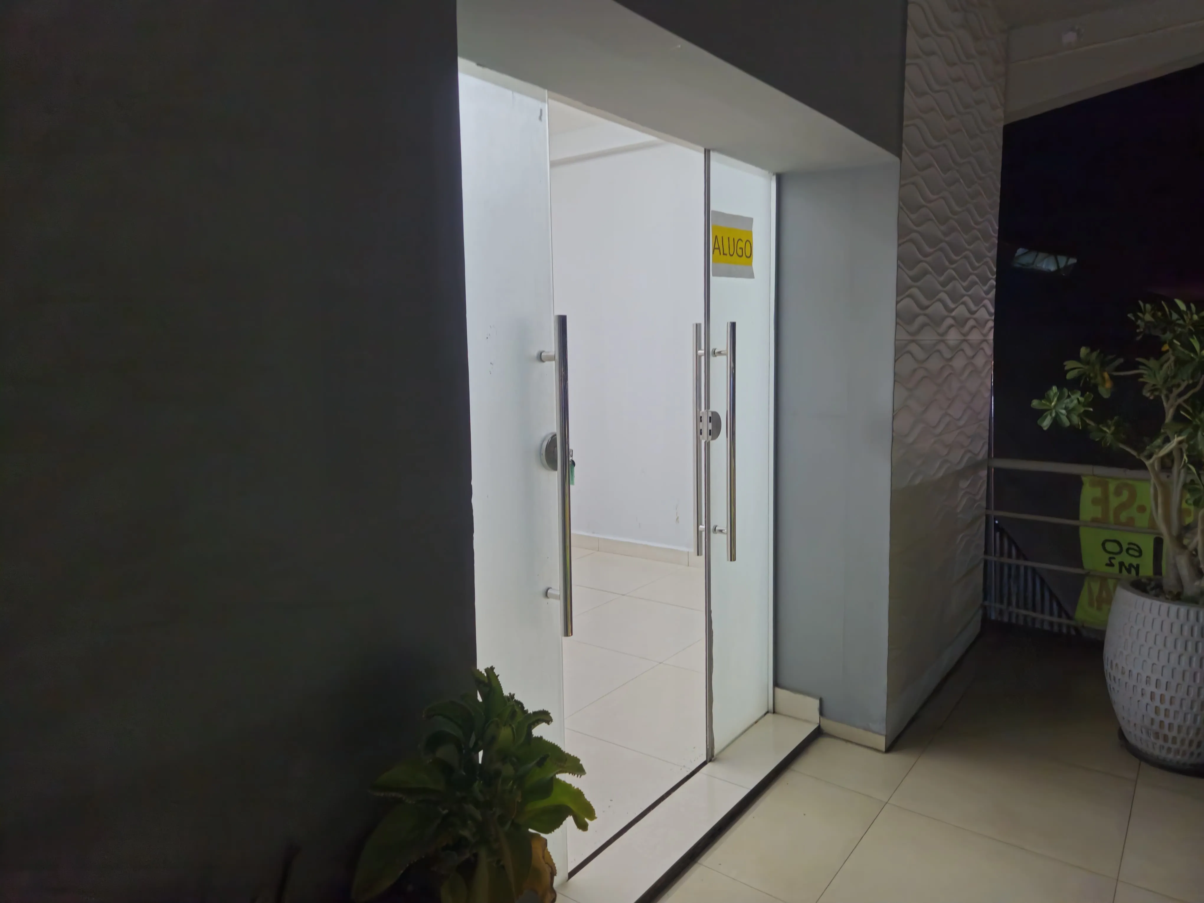 Imagem Sala Comercial Bairro Tijucal