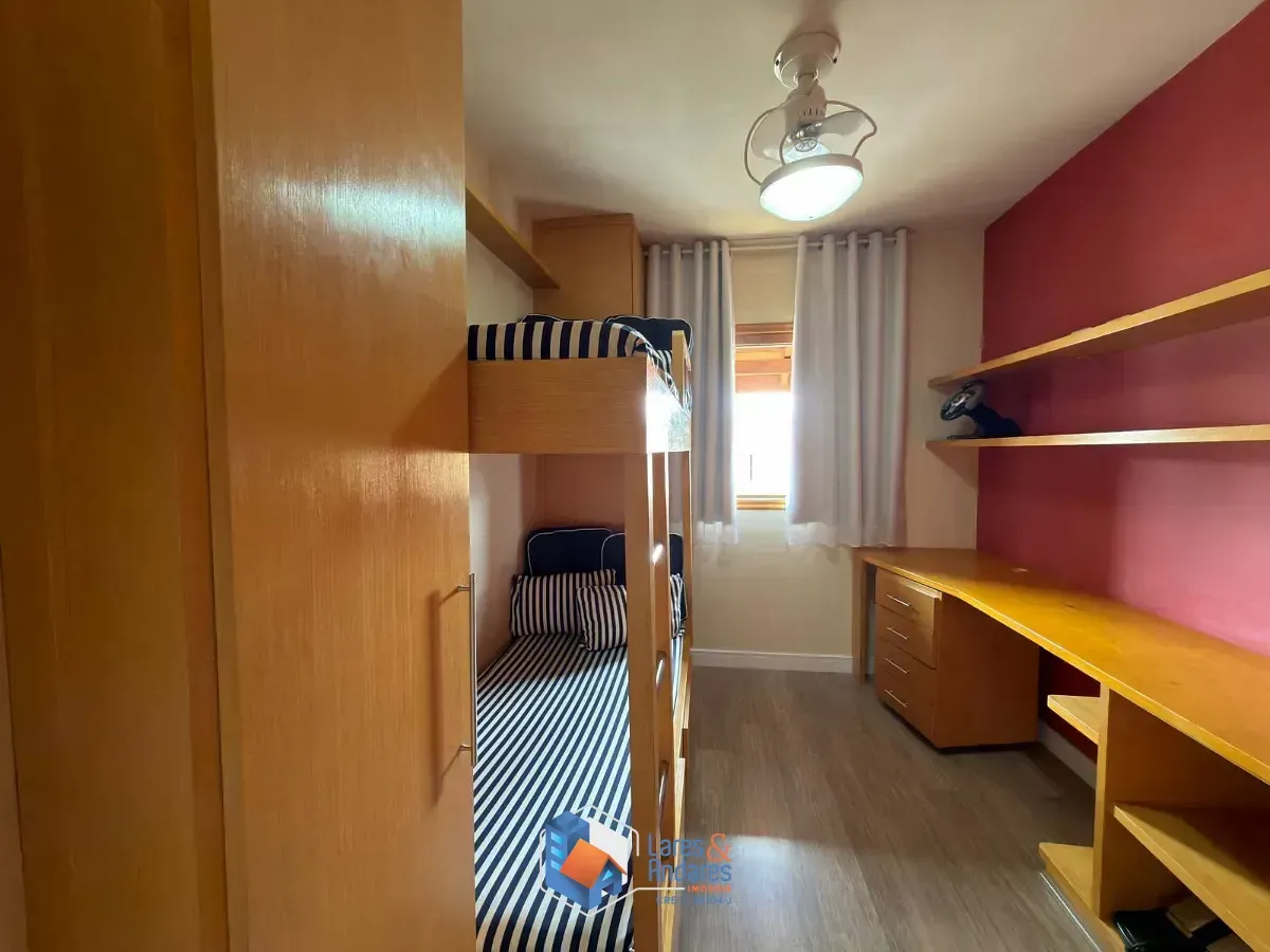 Imagem Sobrado para venda em Jardim Paraíso com 4 quartos, sendo 2 suítes, 230m²