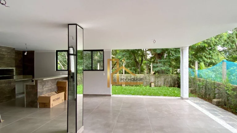Imagem Casa 3 Quartos, 1 Suíte em Albuquerque, Teresópolis - Estilo e Conforto num verdadeiro Clube.
