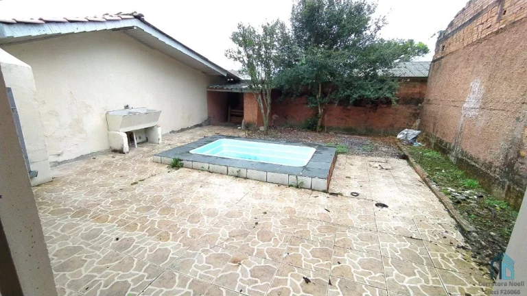 Imagem Casa a venda 03 quartos , 04 vagas no Bairro Alto em Curitiba PR