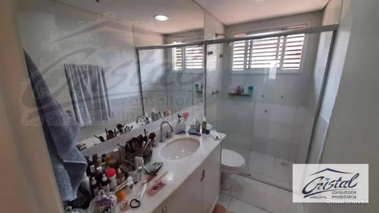 Imagem Excelente casa no miolo da Granja Viana!