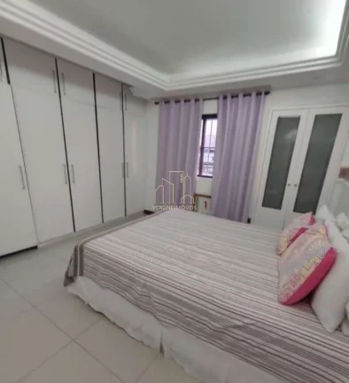 Imagem Cobertura de Luxo à Venda em Salvador-BA: 4 Quartos, 2 Suítes, 2 Salas, 6 Banheiros, 2 Vagas de Garagem, 240m² - Itaigara