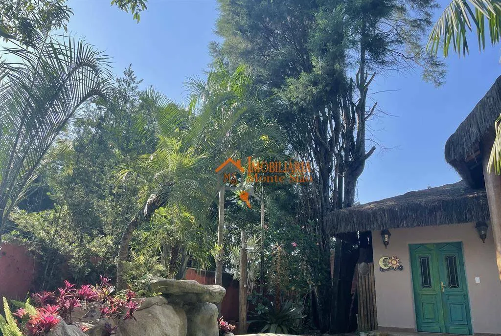 Imagem Casa com 4 dormitórios à venda, 600 m² por R$ 5.520.000,00 - Caputera - Arujá/SP