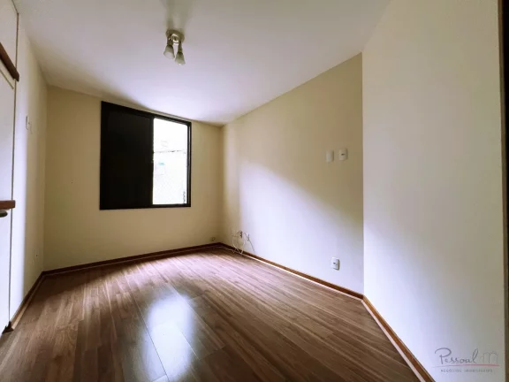 Imagem Apartamento amplo com 4 quartos, 2 vagas ao lado do Shopping Beira Mar Florianópolis! Se sua busca ...