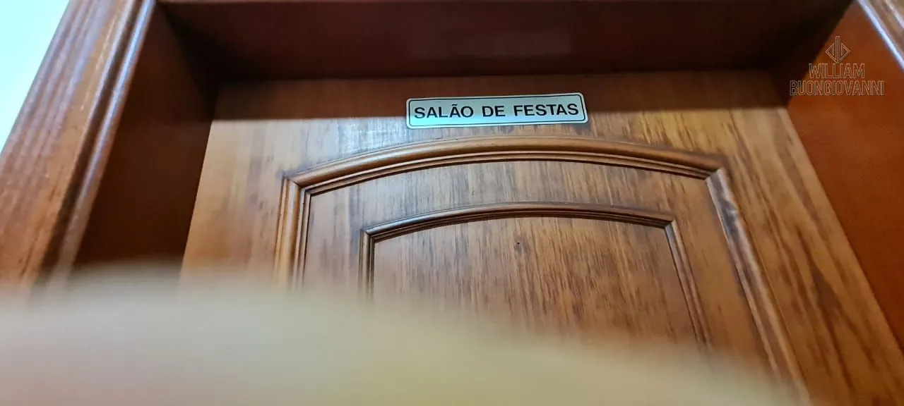 Imagem Vendo Apartamento 2 dormitórios sendo 1 suíte no Coração da Guilhermina