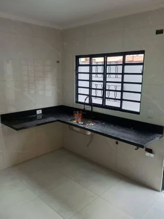 Imagem Casa com 3 dormitórios à venda, 135 m² por R$ 699.000,00 - Jardim Alvinópolis - Atibaia/SP