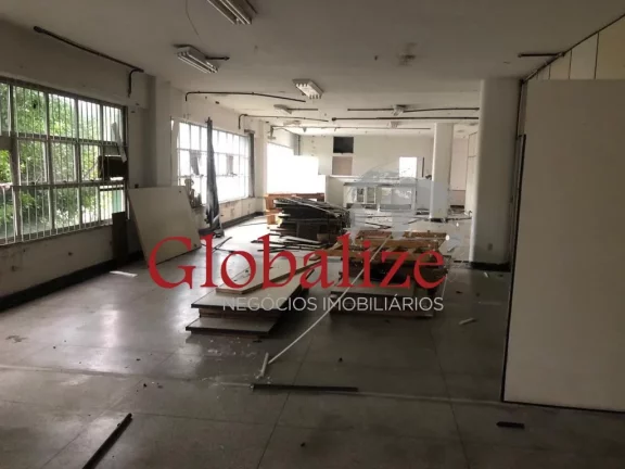 Imagem Armazém para locacão por R$48.000,00 com 2.310 m² na Vila Mathias em Santos