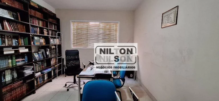 Foto do imóvel Casa com 3 dormitórios, 181 m² - venda por R$ 850.000 ou aluguel por R$ 10.000,00/mês - Vila Itapura - Campinas/SP