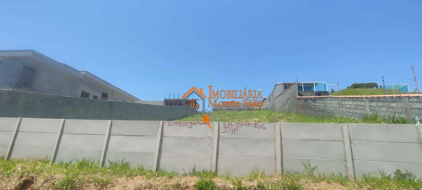 Imagem Terreno à venda, 1118 m² por R$ 400.000,00 - Pinheirinho - Atibaia/SP