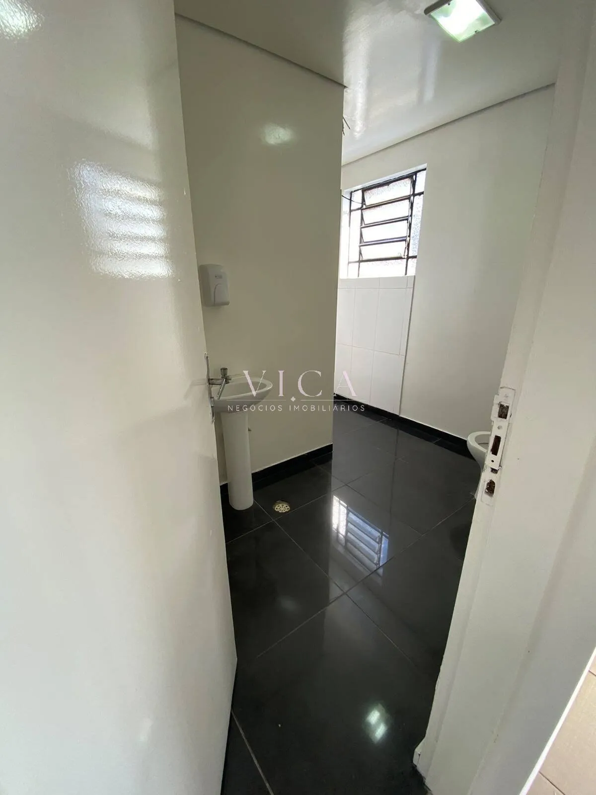 Imagem Barueri | Galpao 750m² 1 escritório, vestiário, cozinha e banheiro|Aluguel