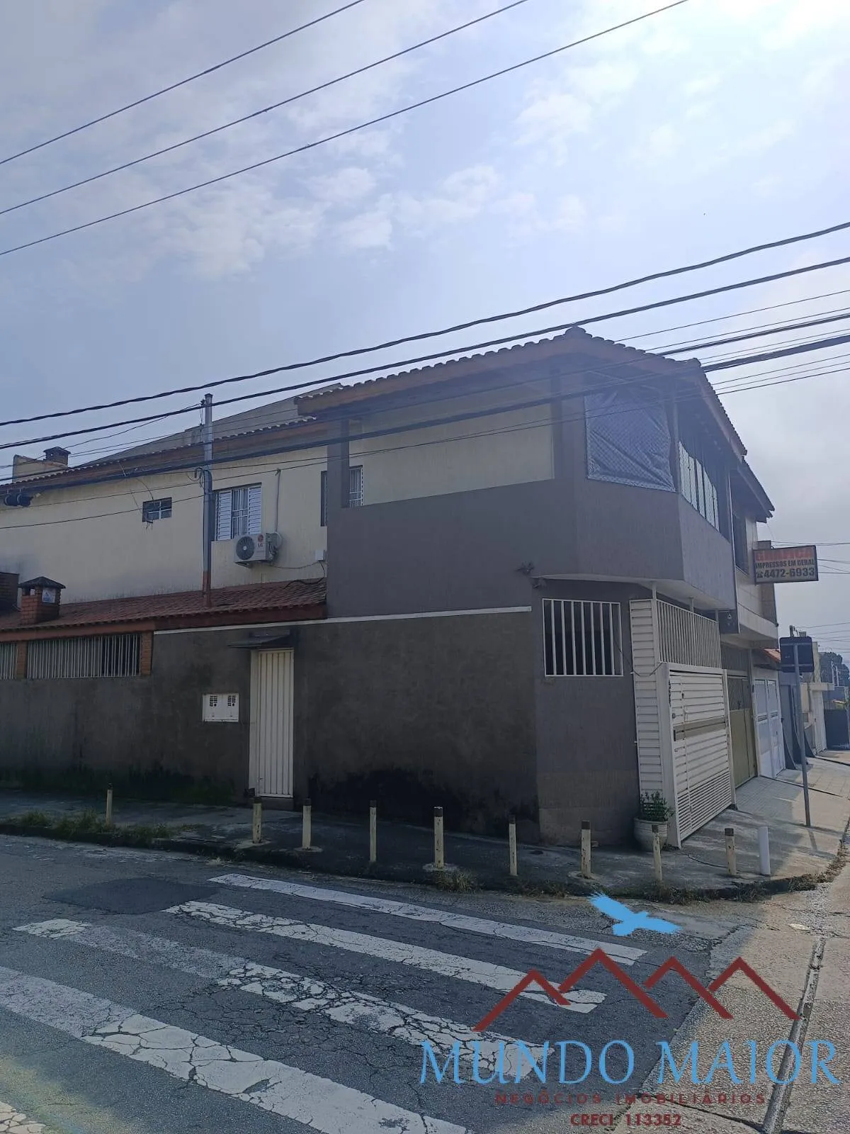 Imagem Mora 1, Aluga Outra! Sobrado Ideal para Duas Famílias ou Renda Extra !!!