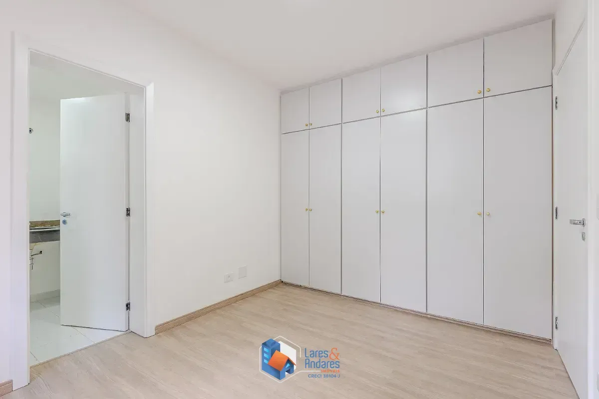 Imagem Apartamento para venda em Real Parque com 3 quartos, sendo 3 suítes, 240m²
