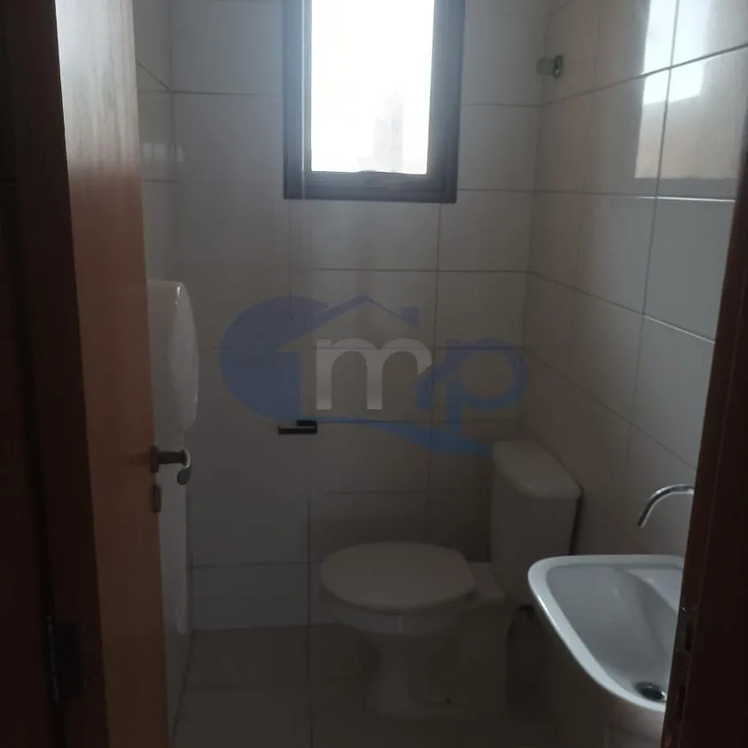 Imagem Sala comercial a venda com 94m² no centro de Torres/RS