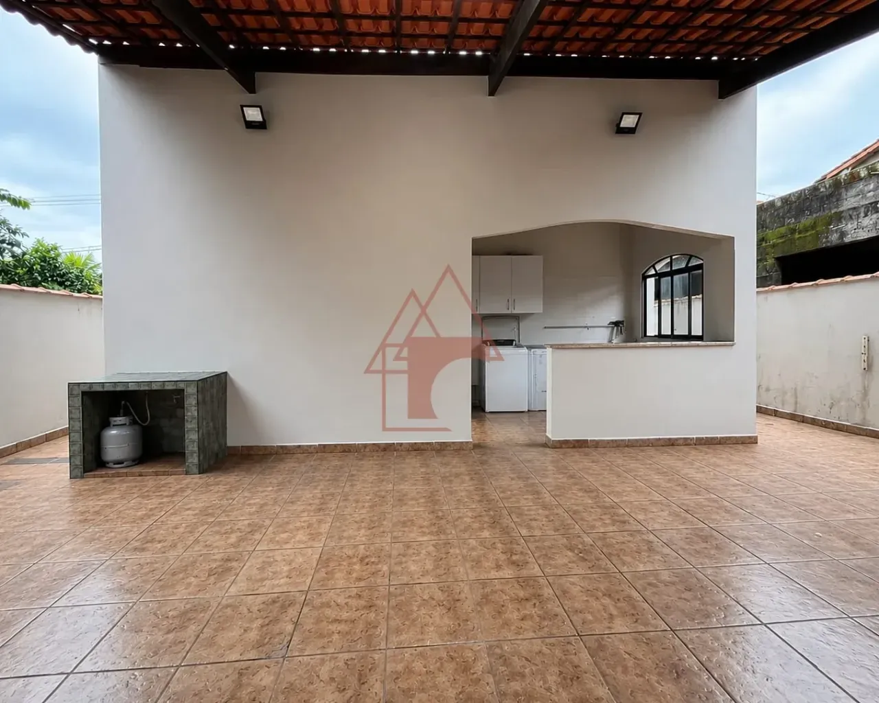 Imagem Sobrado com 3 Quartos à Venda, 256 metros em Vale Verde - Cubatão