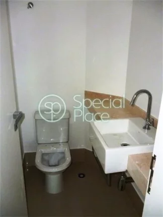 Imagem Apartamento com 193m2 de área privativa, 4 dormitórios, sendo 3 suítes, living para 3 ambientes, ...