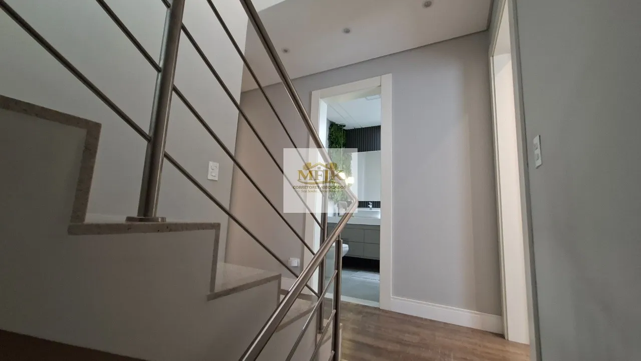Imagem Triplex com 3 quartos à venda no Uberaba em Curitiba