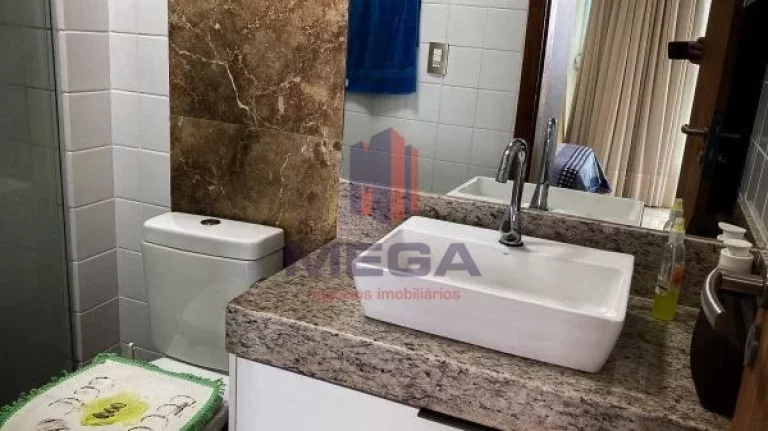 Imagem Apartamento 3 Quartos com 1 Suíte - Frente para o Mar Com Preço de 2 Quartos