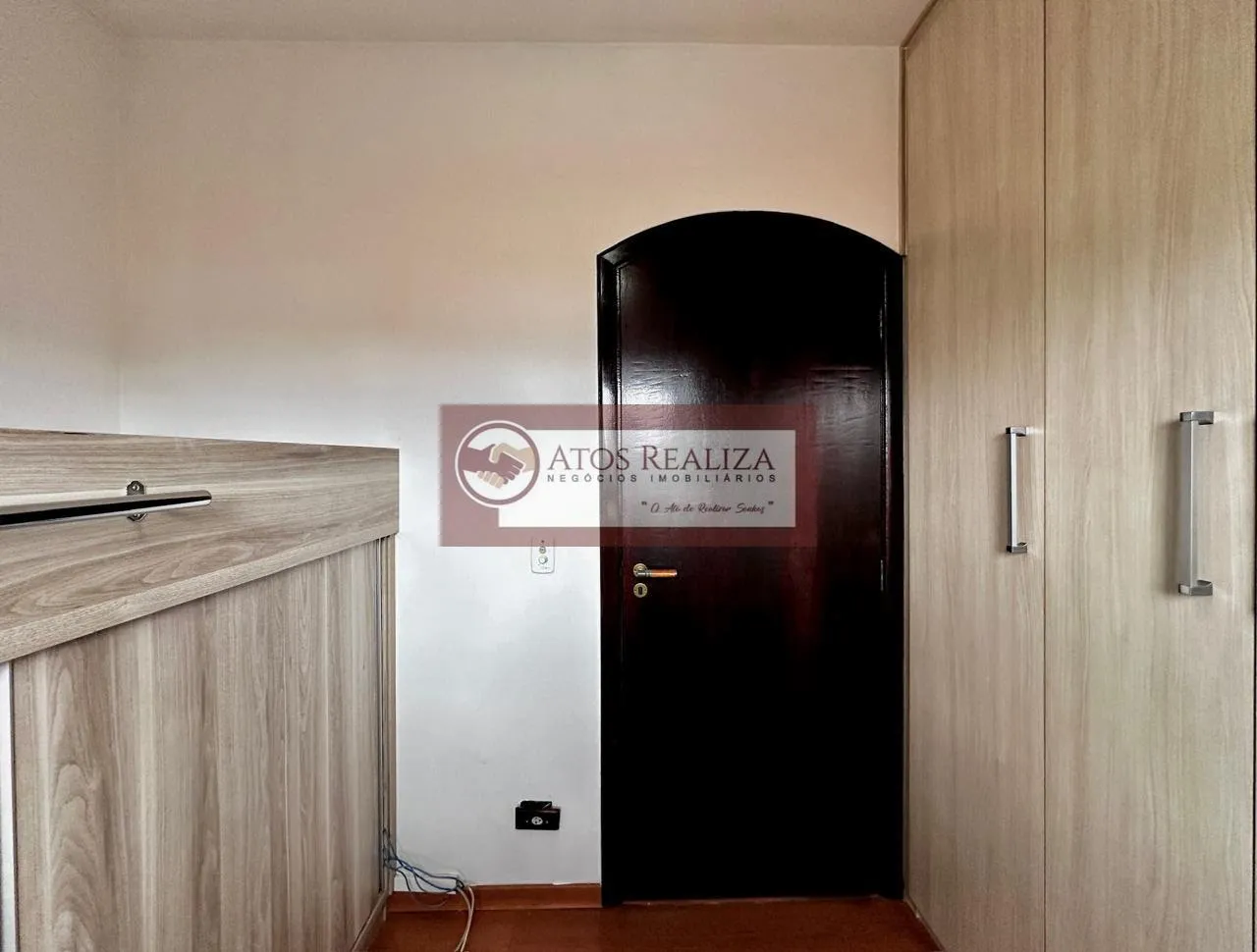 Imagem Sobrado à Venda em Jardim dos Lagos SP, 3 Dorms, 192m²
