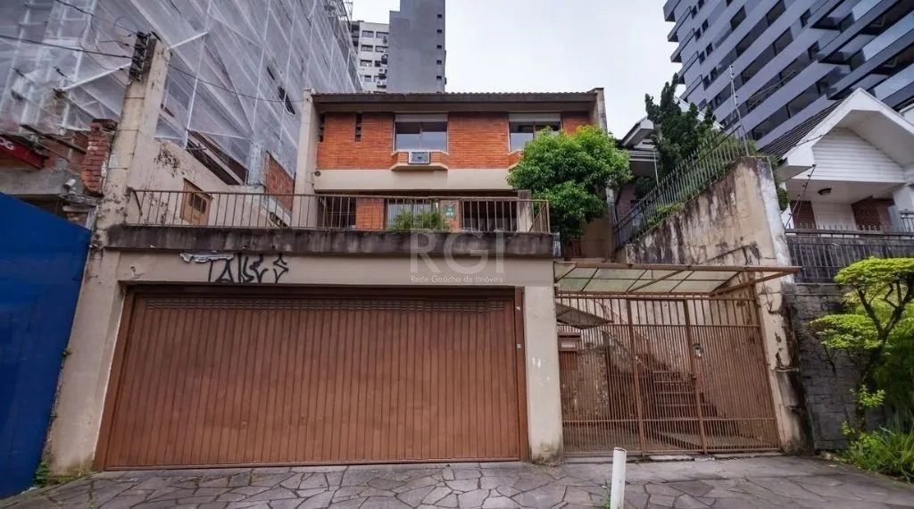 Imagem Casa Com 3 dormitórios Para Comprar , 300 m² - Rio Branco - Porto Alegre/RS