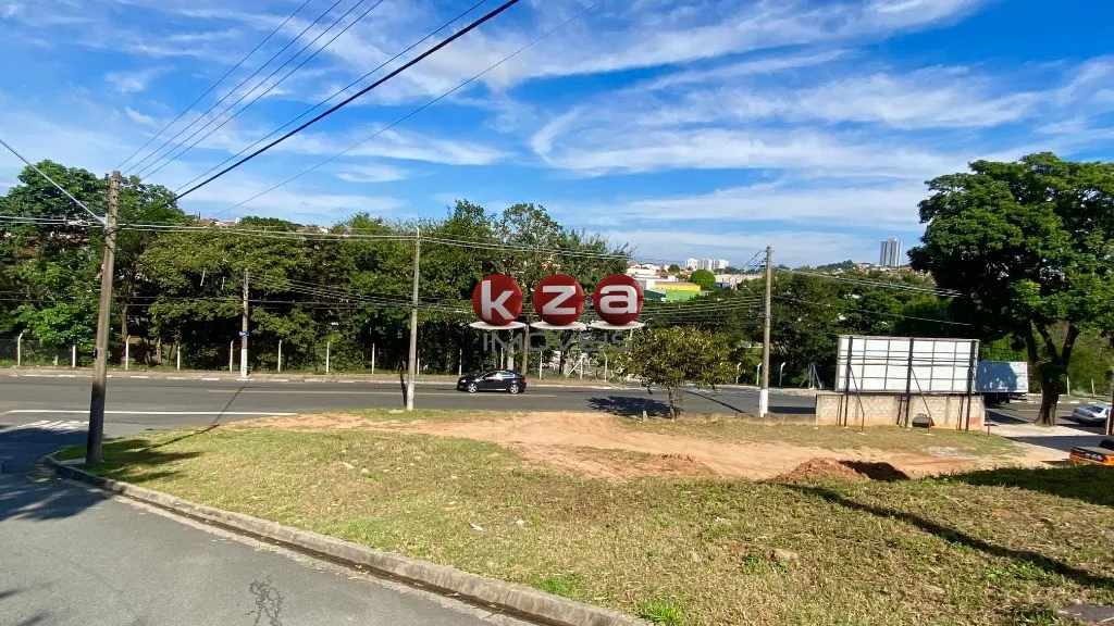 Imagem Terreno Comercial à Venda em Valinhos-SP no Jardim das Palmeiras com 342,00m² de Área