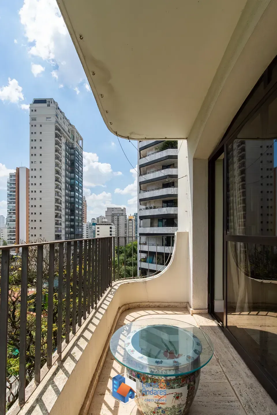 Imagem Apartamento para venda em Vila Uberabinha com 2 quartos, sendo 2 suítes, 171m²