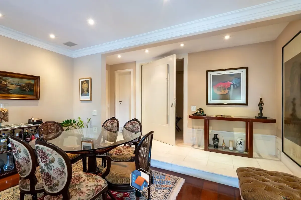 Imagem Apartamento para venda em Vila Andrade com 4 quartos, sendo 2 suítes, 200m²