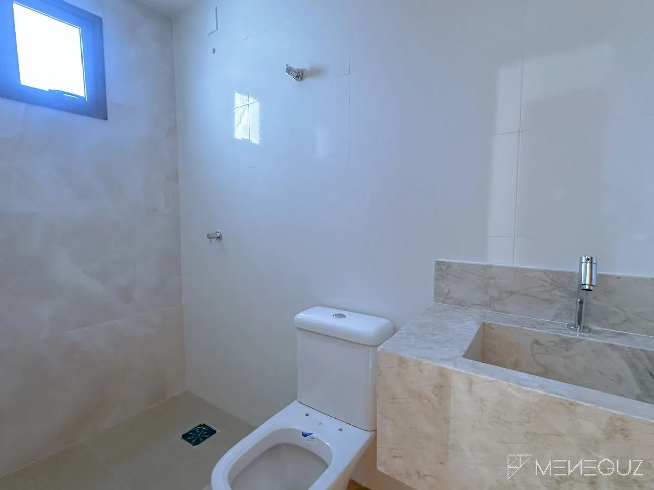 Imagem Apartamento 3 quartos a venda na quadra do mar da Praia do Morro
