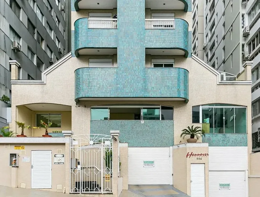 Foto do imóvel Apartamento com 2 Quartos à Venda, Locação ou Temporada, 68 m² em Centro - Florianópolis