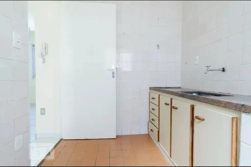 Imagem Excelente apartamento no Jardim Interlagos em Campinas, com dois dormitórios e uma vaga de garagem.