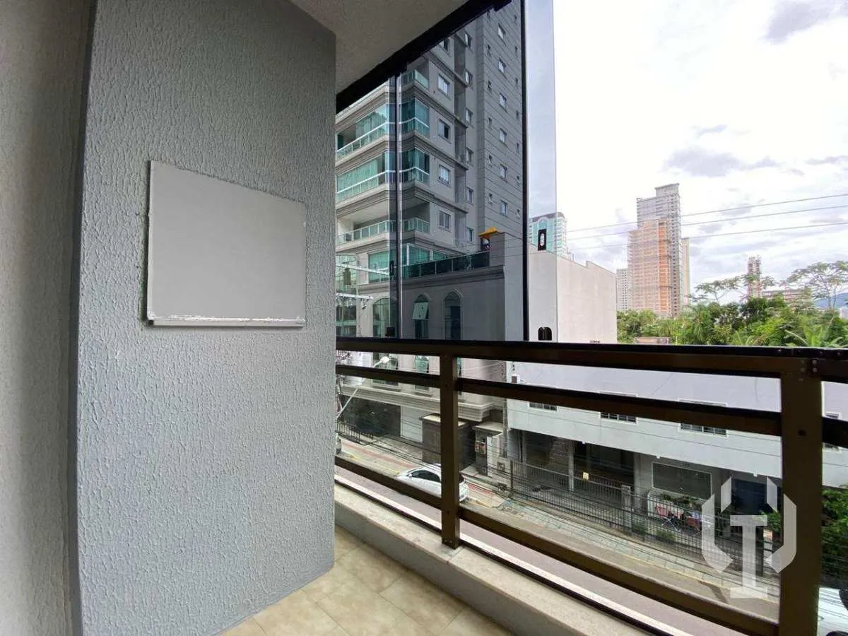 Imagem Apartamento à venda em Itapema, Meia praia, com 2 quartos, 70m2