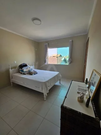 Imagem SOBRADO, 3 QUARTOS SENDO 1 SUÍTE, CENTRO