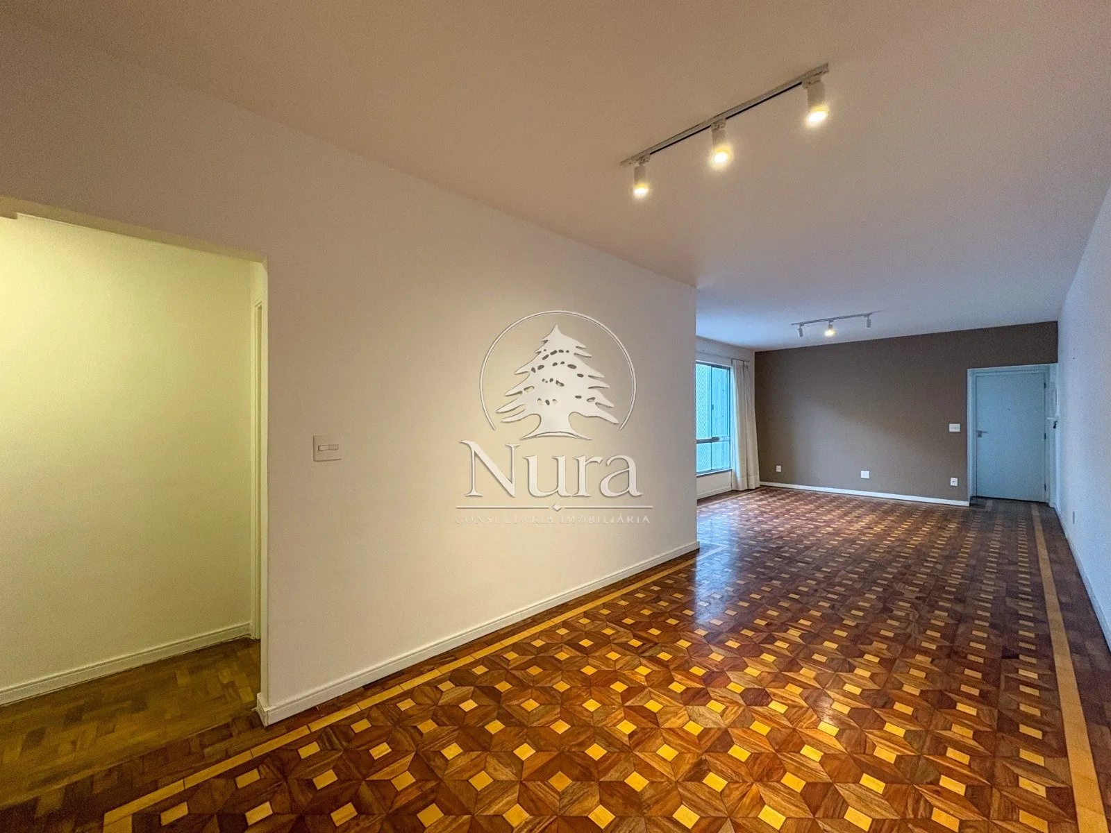 Imagem Apartamento de 3 quartos, 145m² no bairro Ponta da Praia, em Santos